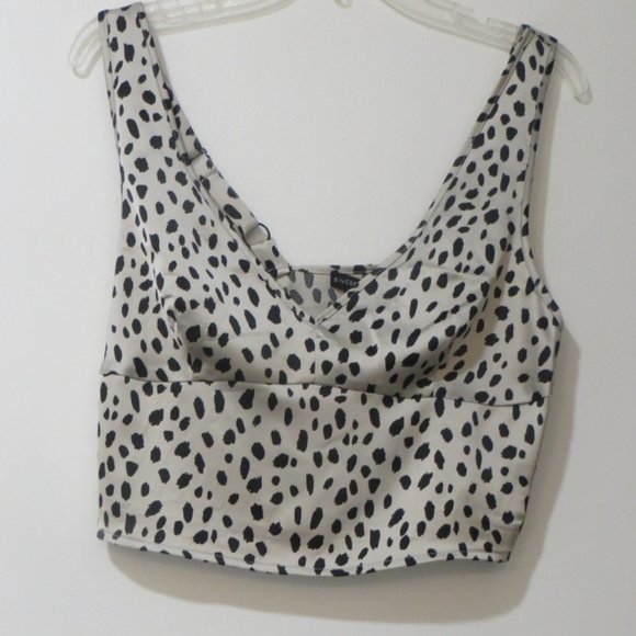 ( FINAL) Sincerly Jules Animal Print Crop Top - Picture 1 of 3